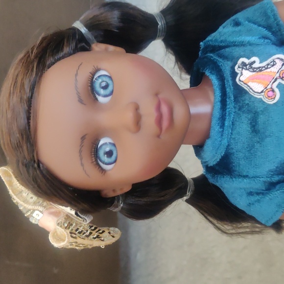 GLITTER GIRLS POSEABLE DOLL" ODESSA" 14 INCH - Picture 7 of 10